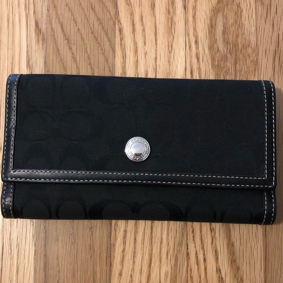 Coach Handbags - COACH Black Signature Tri-fold Wallet